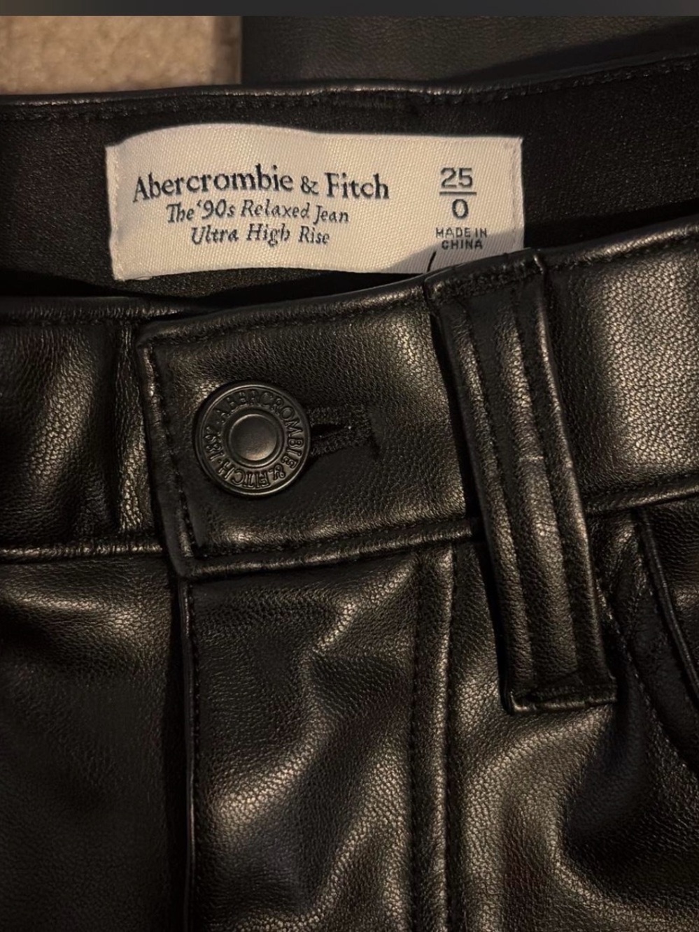 Pants Subcategory Identification - Picture 2 of 4